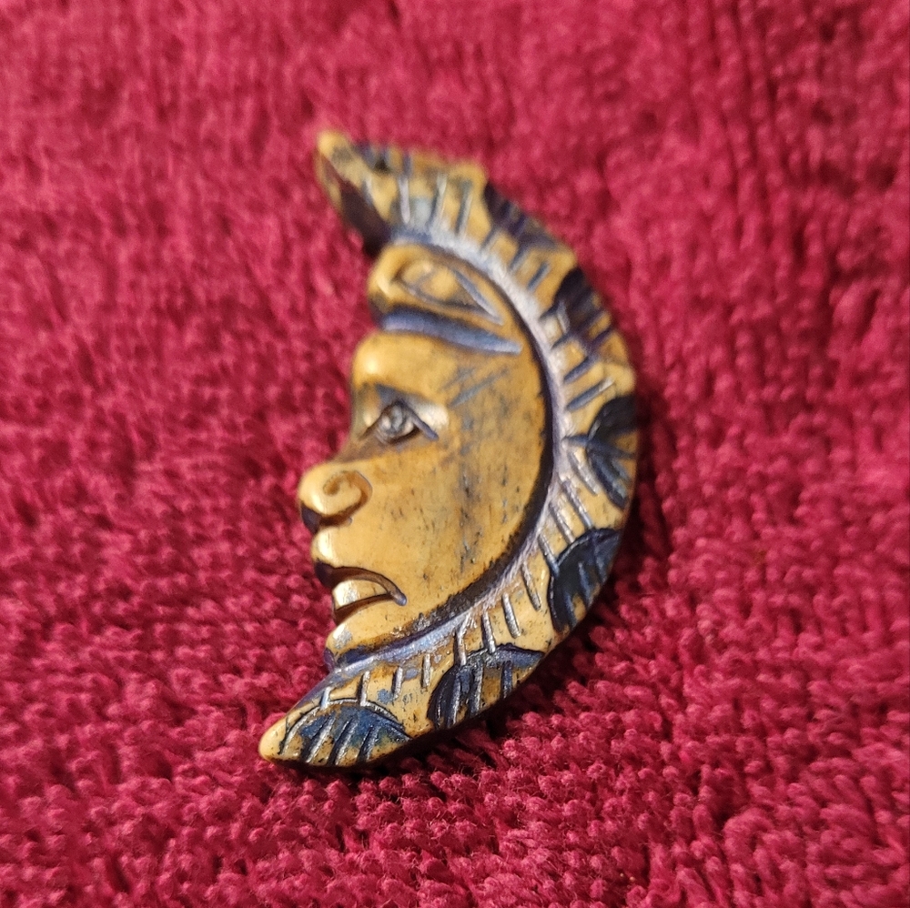 Wood pendent for a necklace